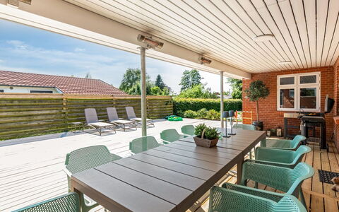 Kerttuli - 540M from the Sea: Apartment, Condominium, Estate, Balcony, Villa, Hotel