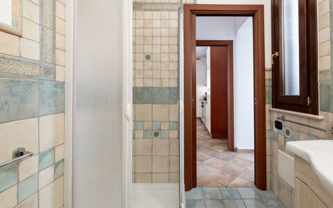 La Vista Mare Da Viola: Flooring, Floor, Interior Design, Plumbing Fixture, Bathroom, Tile, Plumbing, Ceiling, Bathroom Sink, Composite Material