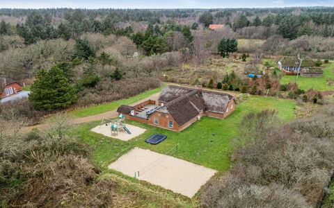 Aagot - 1.7Km from the Sea: House, Roof, Home, Cottage, Shed, Garden Buildings, Siding, Yard, Log Cabin, Hut