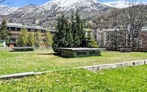Madeski Apartment: Hill, Mountain Range, Hill Station, Apartment, Alps, Valley, Ridge, Summit, Mountain Village, Massif