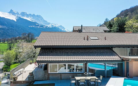 Lau'Tentik: Swimming Pool, Mountain Range, Hill Station, Alps, Shade, Eco Hotel, Valley, Resort, Ridge, Mountain Village