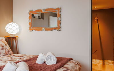 Accommodation:&nbsp;Lau'Tentik 100.1