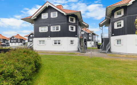 Casjen - 250M from the Sea: Apartment, Condominium, Estate, Balcony, Villa, Hotel