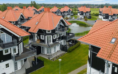 Casjen - 250M from the Sea: Apartment, Condominium, Estate, Balcony, Villa, Hotel