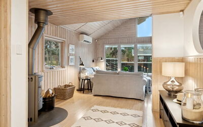 Lavrens - 300M from the Sea