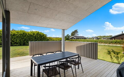 Tydkil - 250M from the Sea: Wood, Flooring, Floor, Composite Material, Shade, Deck, Porch, Hardwood, Plank, Wood Flooring