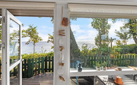 Harthwik - 10M from the Sea: Estate, Shade, Driveway, Farmhouse