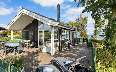 Harthwik - 10M from the Sea: Estate, Shade, Driveway, Farmhouse