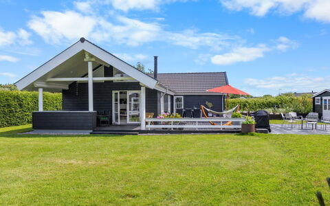 Falki - 320M from the Sea: House, Roof, Home, Cottage, Shrub, Groundcover, Estate, Farmhouse, Siding, Garden Buildings