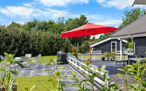 Falki - 320M from the Sea: House, Roof, Home, Cottage, Shrub, Groundcover, Estate, Farmhouse, Siding, Garden Buildings