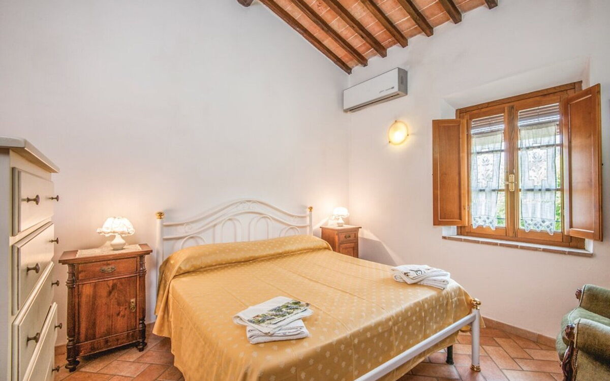Accommodation:&nbsp;Crisalide