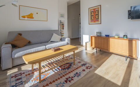 Green Home Seaside, Parking, Wifi, Ac, Genova Nerv: Furniture, Interior Design, Flooring, Floor, Wall, Couch, Wood, Room, Wood Flooring, Living Room