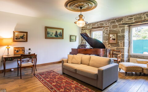 Maison Duquesne: Furniture, Interior Design, Flooring, Wall, Floor, Wood, Ceiling, Couch, Room, Living Room