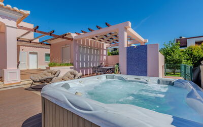 V8 Bastos - Vip Properties