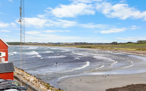 Annete - 20M from the Sea: Water, Body Of Water, Coast, Cloud, Coastal And Oceanic Landforms, Shore, Beach, Watercourse, Bank