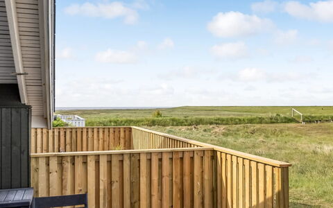 Reinhold - 1.9Km from the Sea: Estate, Shade, Driveway, Farmhouse