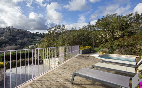 Villa Bellevue: Shrub, House, Home, Farmhouse, Cottage, Estate, Garden, Landscaping, Hacienda