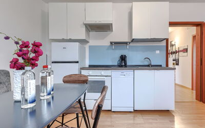 Accommodation:&nbsp;Meazza 324.1