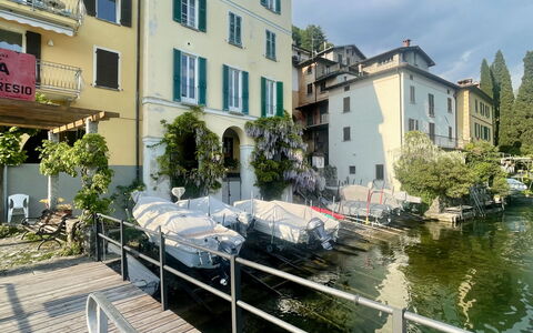 Miralago: Building, Waterway, Boat, Watercraft, Watercourse, Residential Area, Channel, Boats And Boating--Equipment And Supplies, Apartment, Lake