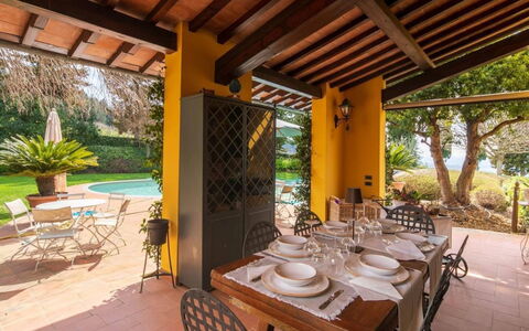 Villa Silvana: Shrub, House, Home, Farmhouse, Cottage, Estate, Garden, Landscaping, Hacienda