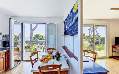 Accommodation:&nbsp;Boudi..ou 651.2