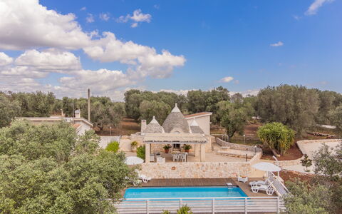 Trullo Quattro Carrini: Swimming Pool, Estate, Leisure, Resort, Hacienda, Villa, Outdoor Furniture, Vacation, Eco Hotel