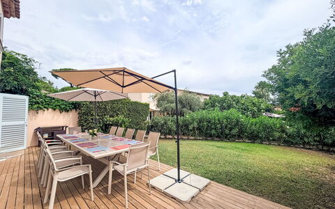 Laura: Furniture, Outdoor Furniture, Chair, Table, Outdoor Table, Shade, Umbrella, Garden, Yard, Backyard