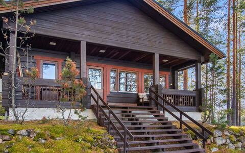 Pirkonlahti: Wood, Hardwood, Cottage, Home, Plank, Porch, Siding, Wood Stain, Log Cabin, Lumber