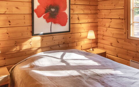 Pirkonlahti: Wood, Flooring, Floor, Interior Design, Furniture, Ceiling, Room, Bed, Lighting, Bedroom