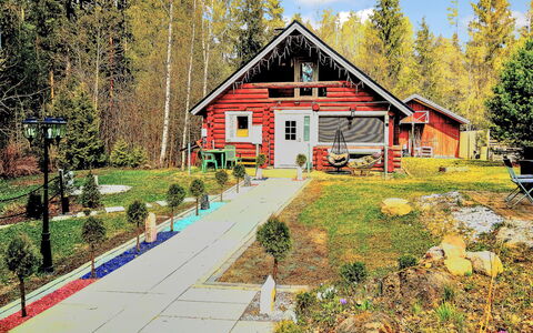 Saarentaus: Wood, Flooring, Floor, Furniture, Wood Flooring, Interior Design, Bunk Bed, Room, Wood Stain, Hardwood