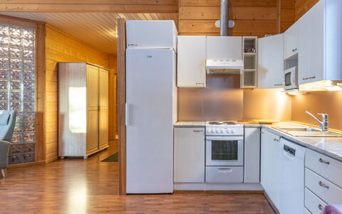 Näsinjoutsen: Wood, Cottage, House, Home, Door, Hardwood, Garden Buildings, Wood Stain, Log Cabin, Plank