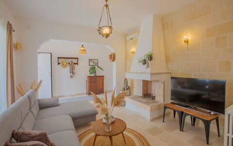Villa Vera: Interior Design, Furniture, Flooring, Wood, Ceiling, Floor, Living Room, Couch, Lighting, Room