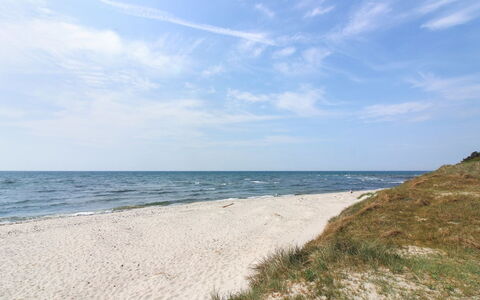 Agnesa - 700M from the Sea: Apartment, Condominium, Estate, Balcony, Villa, Hotel