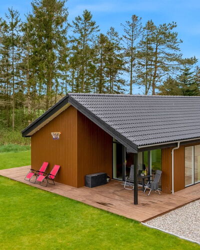 Herwarth - 2.3Km from the Sea