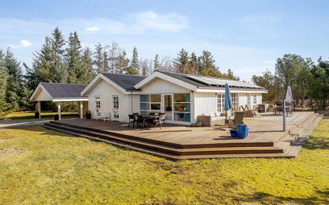 Toska - 3Km from the Sea: Wood, Flooring, Interior Design, Floor, Furniture, Wood Flooring, Room, Ceiling, Wood Stain, Hardwood