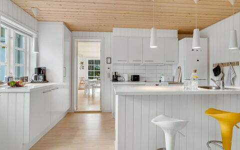 Toska - 3Km from the Sea: Kitchen, Furniture, Flooring, Countertop, Interior Design, Wood, Floor, Wood Flooring, Ceiling, Light Fixture