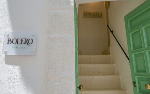 Casa Bolero: Paint, Plaster, Home Door