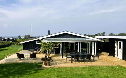 Carlene - 350M from the Sea: Apartment, Condominium, Estate, Balcony, Villa, Hotel