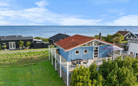Engelbertine - 30M from the Sea: House, Roof, Home, Cottage, Shrub, Groundcover, Estate, Farmhouse, Siding, Garden Buildings