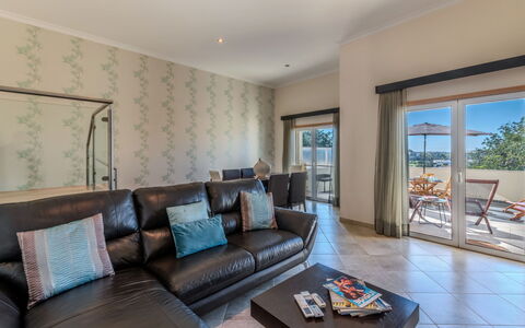 Encosta Dos Salgados: Interior Design, Furniture, Flooring, Ceiling, Floor, Room, Home, Apartment, Couch, Living Room