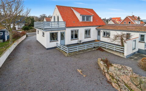 Elsabeth - 50M from the Sea: Estate, Shade, Driveway, Farmhouse