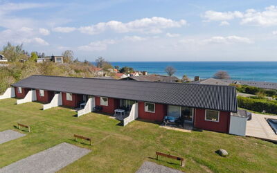 Kate - 300M from the Sea
