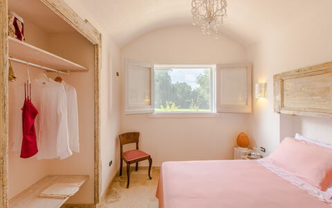 Trullo Della Quercia: Interior Design, Wall, Furniture, Bedroom, Wood, Floor, Flooring, Bed, Textile, Ceiling