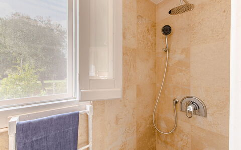 Trullo Della Quercia: Plumbing Fixture, Wall, Bathroom, Flooring, Plumbing, Floor, Tap, Shower Head, Shower, Room