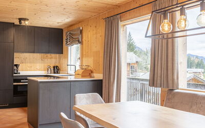 Accommodation:&nbsp;Mit 3 Schlafzimmern 8 Personen 400.3