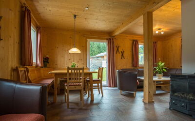 Accommodation:&nbsp;Mit 3 Schlafzimmern 8 Personen 400.3