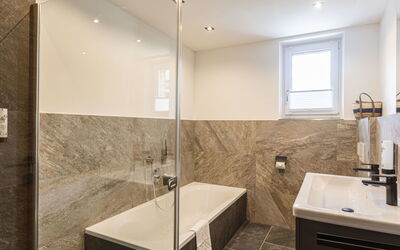 Accommodation:&nbsp;Superior mit 3 Schlafzimmer mit 7 P. 400.8