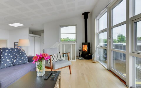 Maleen - 100M from the Sea: Roof, House, Home, Cottage, Door, Siding, Deck, Porch, Plank, Hardwood