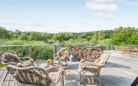Blek - 2.8Km from the Sea: Wood, Home, Porch, Deck, Hardwood, Roof, Wood Stain, Wood Flooring, Eco Hotel