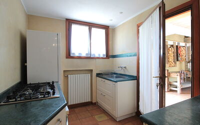 Accommodation:&nbsp;Country Apartment